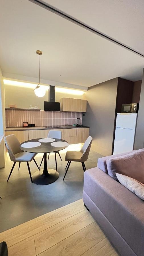 2 Room Modern Apartment View Дніпро Екстер'єр фото
